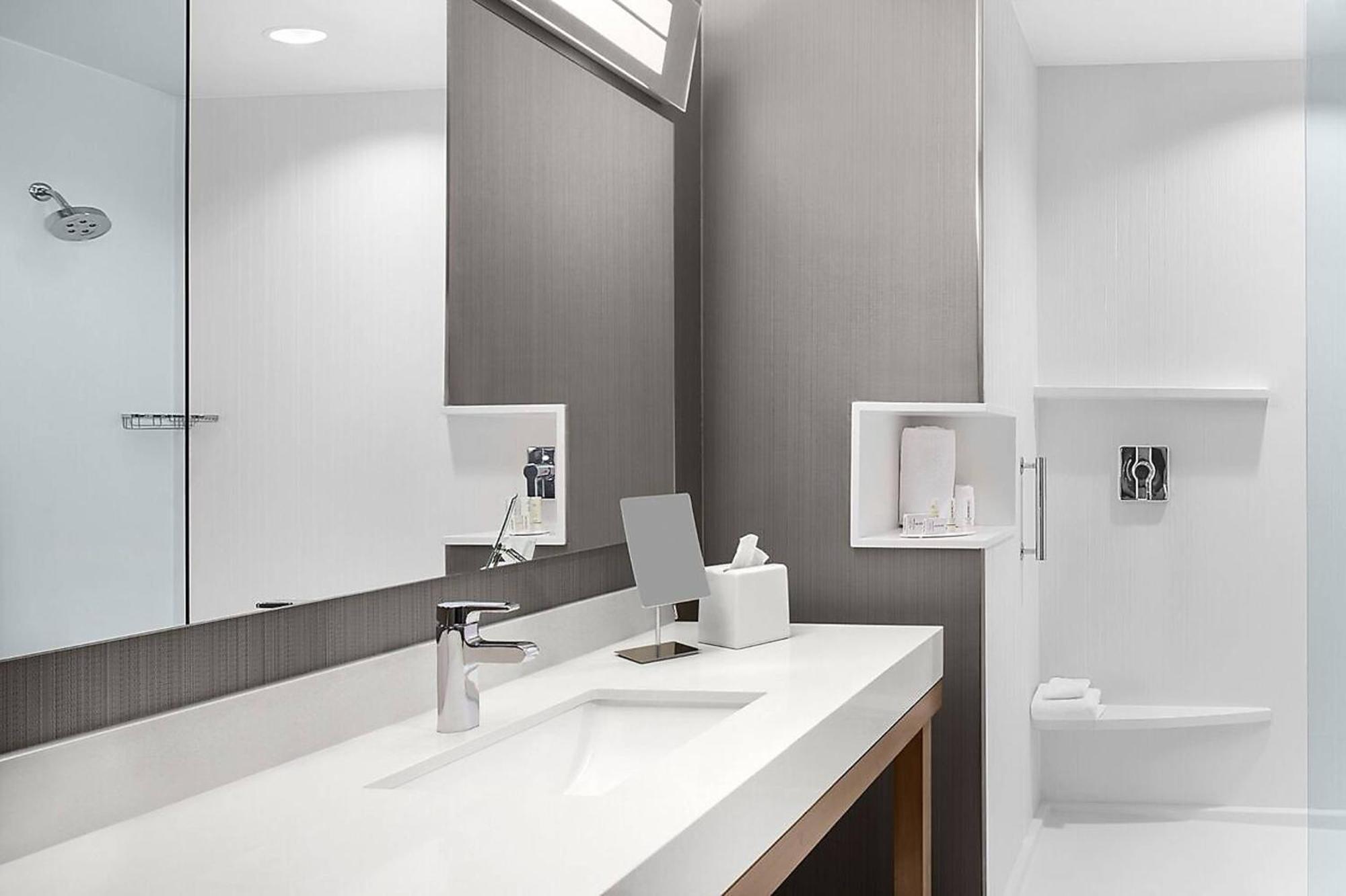 Courtyard By Marriott Wayne Fairfield Hotell Eksteriør bilde