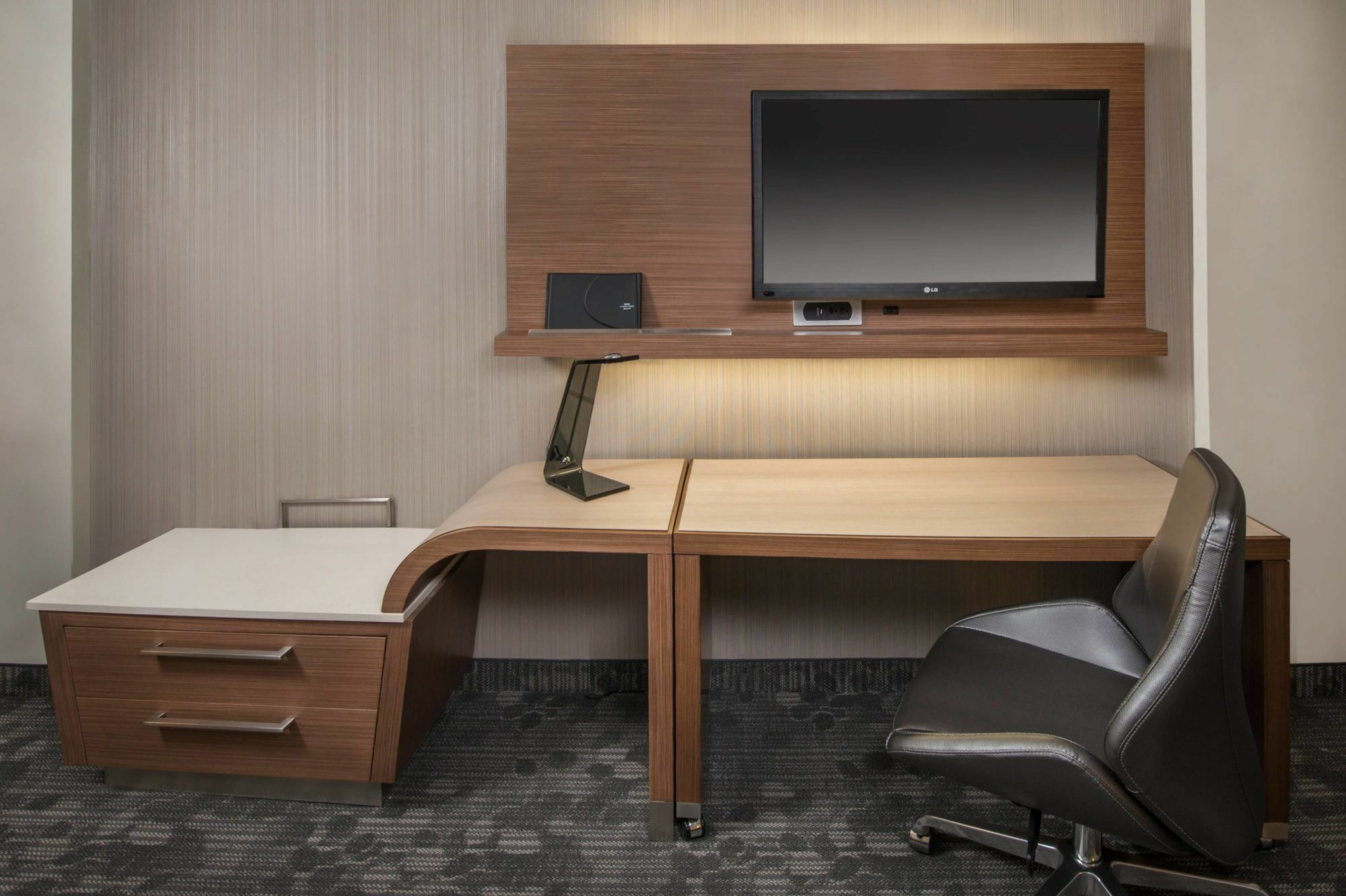 Courtyard By Marriott Wayne Fairfield Hotell Eksteriør bilde